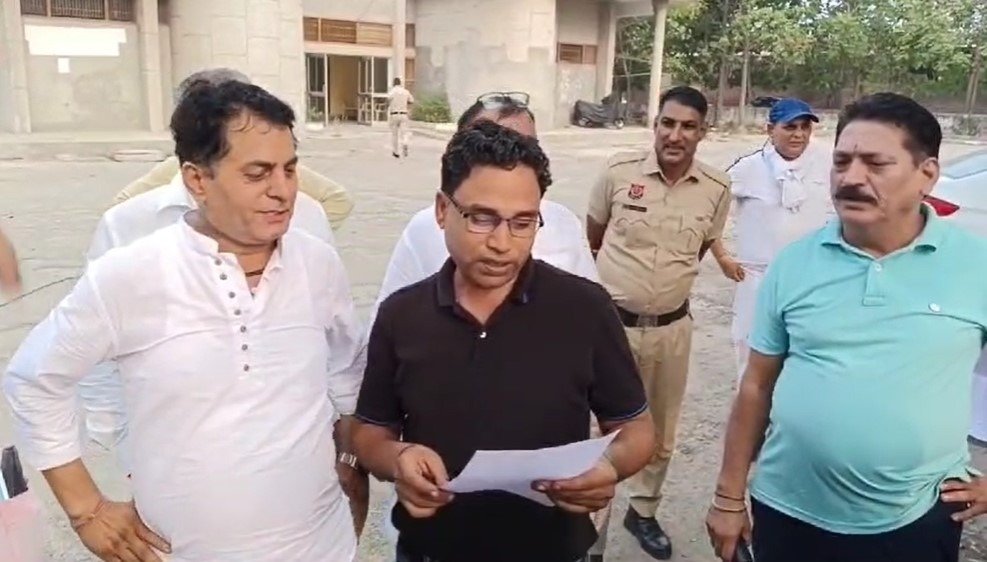 parivaar kaadiyan - 3