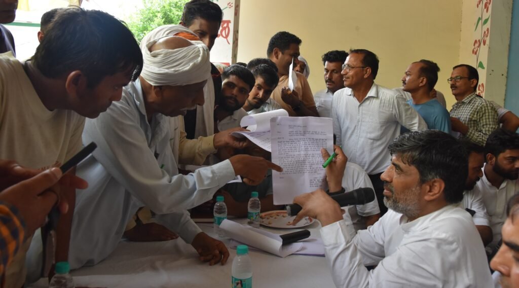 Mahipal Dhanda visited 2 village - 3