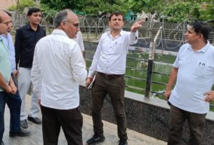 Golden Park, administrative officials inspected