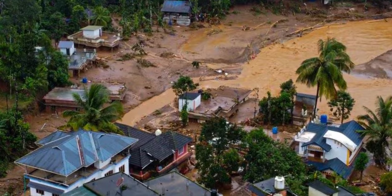 Landslide due to heavy rain in Wayanad