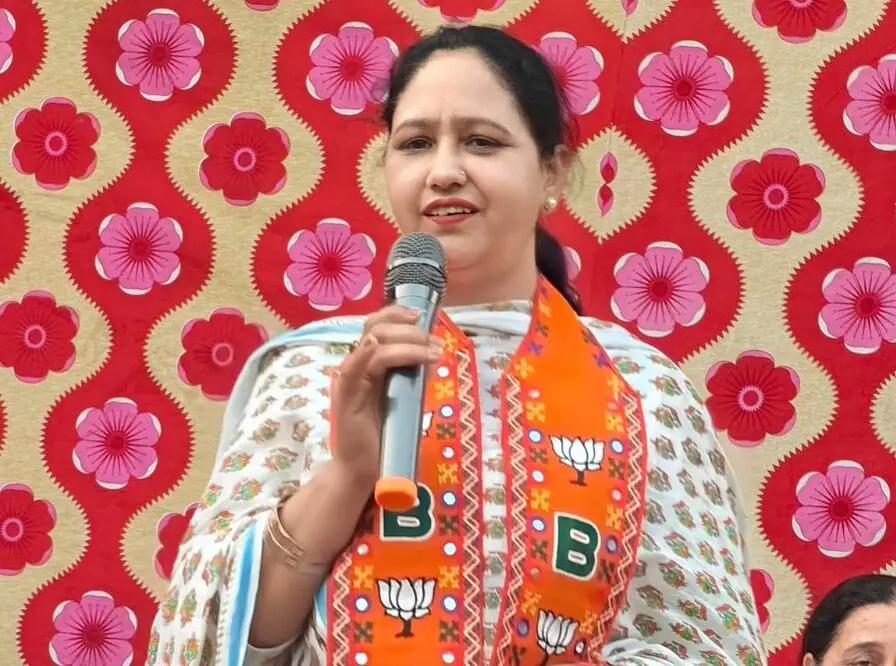 CM की पत्नी सुमन सैनी कार्यकर्ताओं के घर देंगी अभिवादन दस्तक