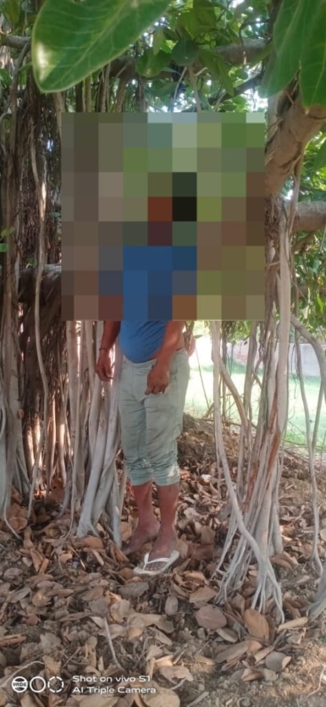 Hisar : सोरखी में बड़ के पेड़ से लटका मिला युवक का शव 2 WhatsApp Image 2024 07 15 at 4.19.50 PM