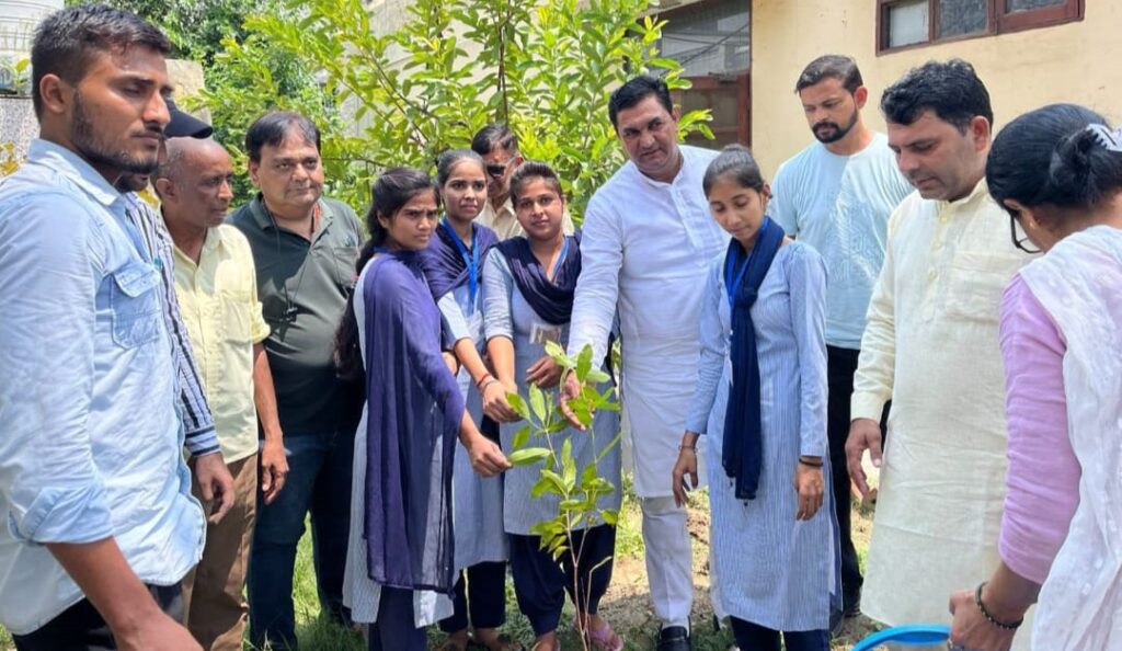 NIFA Samalkha team planted tree - 3