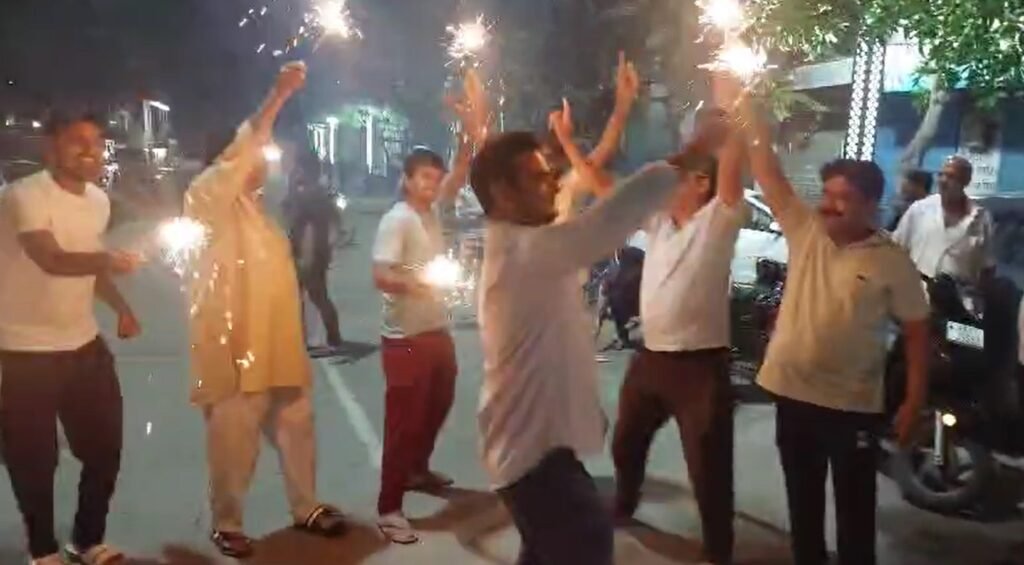 Gohana के विधायक जगबीर मलिक को टिकट मिलने पर कार्यकर्ताओं ने मनाया जश्न 3 Screenshot 1438
