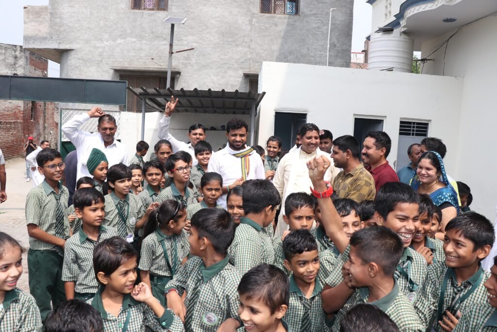 गन्नौर की 36 बिरादरी उनका चुनाव लड़ रही है यही उनकी सफलताः Devendra Kadian 4 WhatsApp Image 2024 09 18 at 5.59.03 PM
