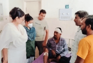 Kiran Chaudhary met people injured in election violence