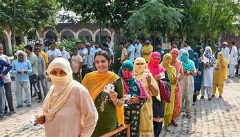 Haryana Elections: सैनी, हुड्डा, विनेश समेत 1031 उम्मीदवारों के भाग्य तय करने के लिए voting शुरू