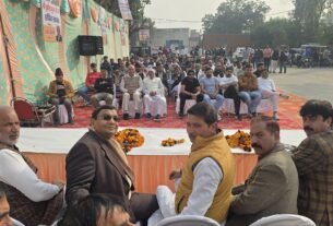 कांग्रेस छोड़ जितेंद्र जुनेजा ने थामा 'आप' का दामन