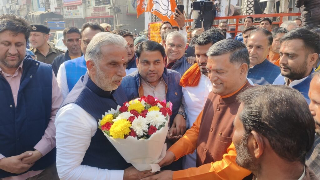 Faridabad में केंद्रीय राज्यमंत्री कृष्णपाल गुर्जर ने विकास कार्यों का किया शिलान्यास 2 PN 2 1