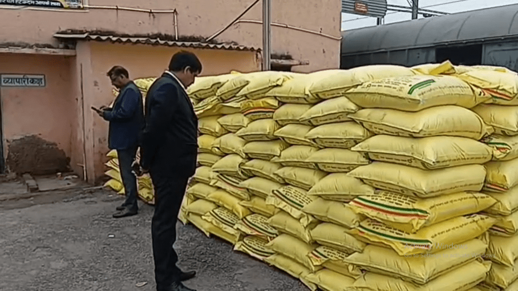 Bhiwani में किसानों को बड़ी राहत, 71,000 बैग DAP खाद की हुई आपूर्ति, खाद की कमी से मिलेगी मुक्ति 3 Screenshot 3336