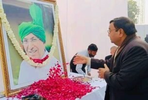 Prominent personalities reached Sirsa Tejakheda Farm to pay tribute to Iron Man Chaudhary OP Chautala