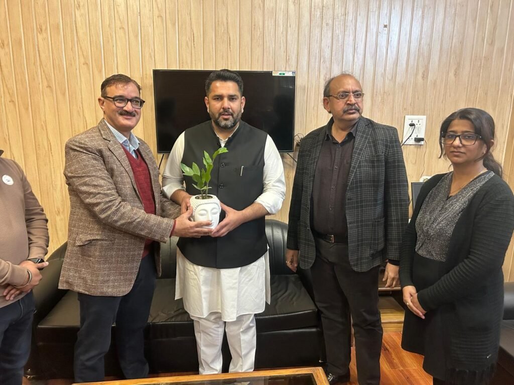 c6deaabe ac92 4add 9eaa 7a7f9f5a12ed