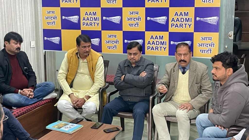 निगम चुनाव मजबूती से लड़ेगी आम आदमी पार्टी, हर समाज से मजबूत लोगों को लड़ाएंगे चुनाव: सुरेंद्र अहलावत 2 2