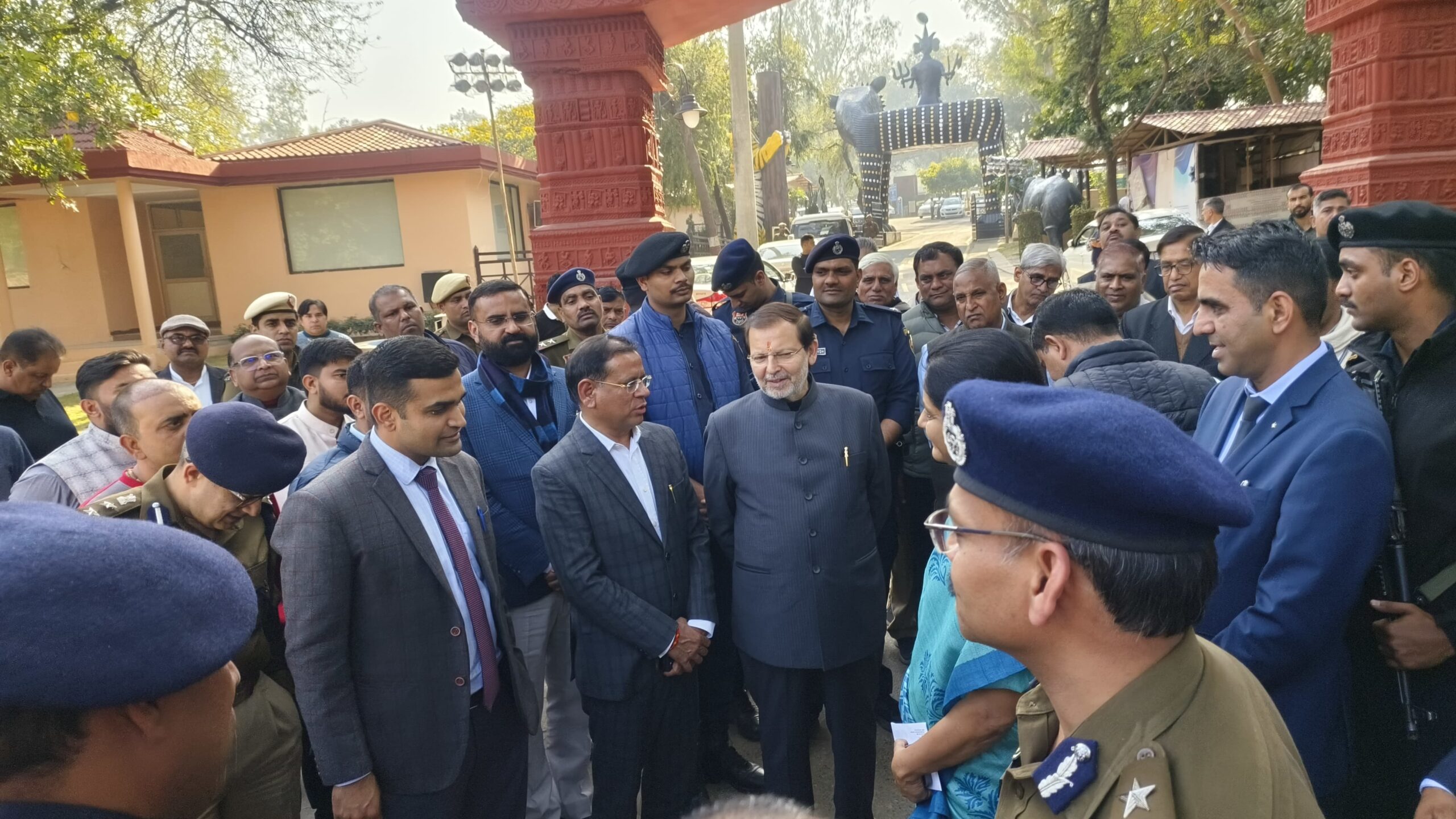 Faridabad: सूरजकुंड में शिल्पकारों का ‘महाकुंभ’: 7 फरवरी से शुरू होगा अंतरराष्ट्रीय हस्तशिल्प मेला, पर्यटन मंत्री अरविंद शर्मा ने लिया तैयारियों का जायजा