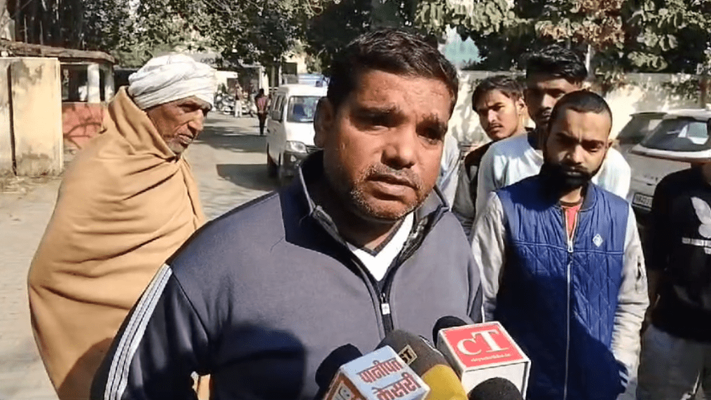 Panipat में तेज रफ्तार पिकअप ने मचाई तबाही, ऑटो पलटने से एक की मौत, पांच गंभीर घायल 4 Screenshot 2025 01 24 at 11.45.30 AM