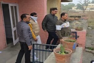 A.C.B. Karnal team arrested Inspector Rajeev Kumar red handed taking bribe