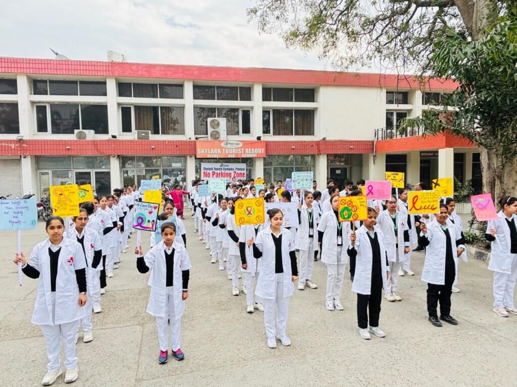 Panipat में विश्व कैंसर दिवस पर जागरूकता रैली का आयोजन, डॉ. प्रेम कैंसर अस्पताल ने कैंसर के लक्षणों और बचाव पर दिया महत्वपूर्ण संदेश 5 WhatsApp Image 2025 02 05 at 11.28.08 AM