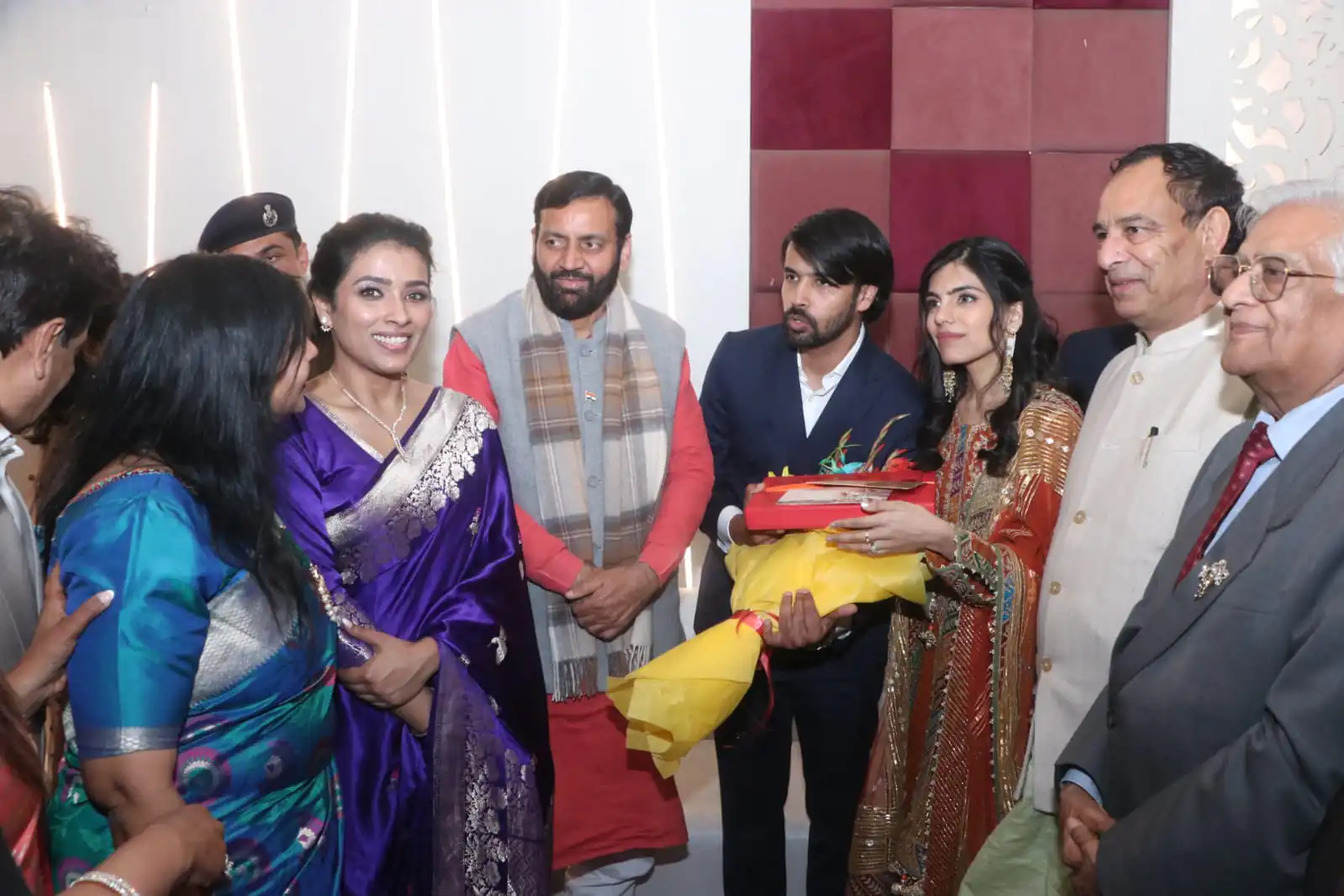 Panipat: Chief Minister Naib Saini reached the wedding ceremony of BJP leader Dr. Archana Gupta's son Aviral Gupta and blessed him