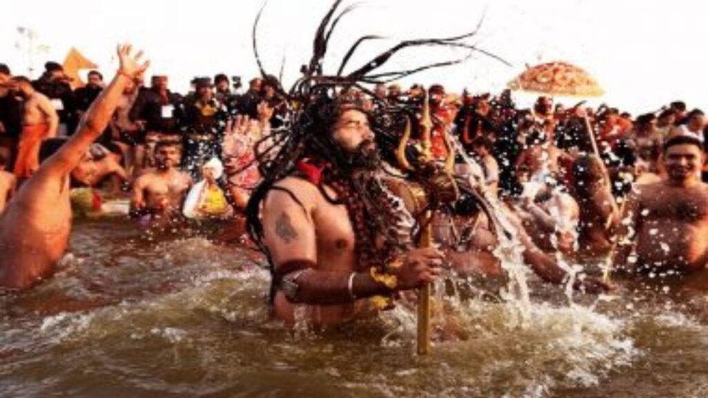 Mahakumbh 2025: आखिरी वीकेंड: भीषण जाम, बदले ट्रेन रूट और स्कूल ऑनलाइन स्कूल, श्रद्धालुओं का आंकड़ा 60 करोड़ पार 5 metro 6