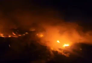 Faridabad: Huge fire broke out in scrap warehouse due to short circuit, loss worth lakhs, fire brigade brought it under control in 3 hours