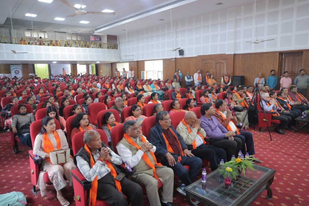 SD PG कॉलेज Panipat में स्वामी श्री गोविंददेव गिरी जी महाराज का आगमन, दी आशीर्वचन 6 WhatsApp Image 2025 03 04 at 3.45.40 PM