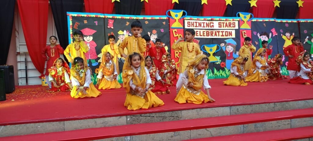 डीएवी पुलिस पब्लिक स्कूल में 'शाइनिंग स्टार्स उत्सव', बच्चों ने दी शानदार प्रस्तुतियां 2 WhatsApp Image 2025 03 17 at 09.10.39 1