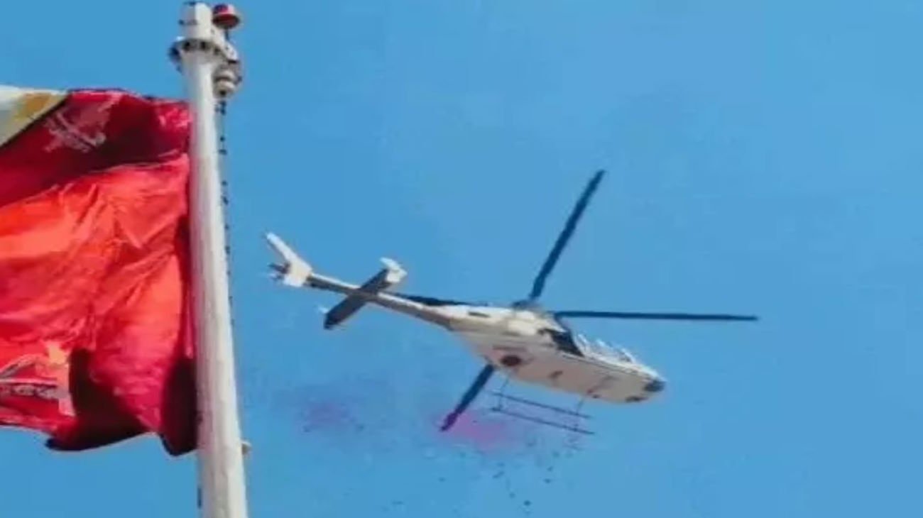 Samalkha: Flowers were showered from helicopter at Shyam Baba temple, MLA Bhadana did 11 rounds