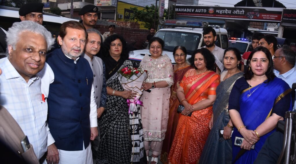 Gohana कॉलेज में बोले डॉ. शर्मा- डिजिटल लाइब्रेरी के लिए 25 लाख की घोषणा, बेटियों को मिला सम्मान 4 WhatsApp Image 2025 04 20 at 2.15.20 PM