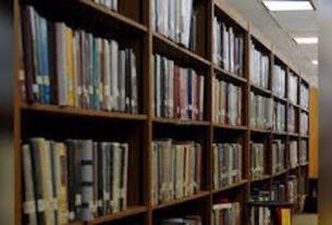 Rohtak: Papers in Nekiram College library, students wandering outside to study, said- this is injustice