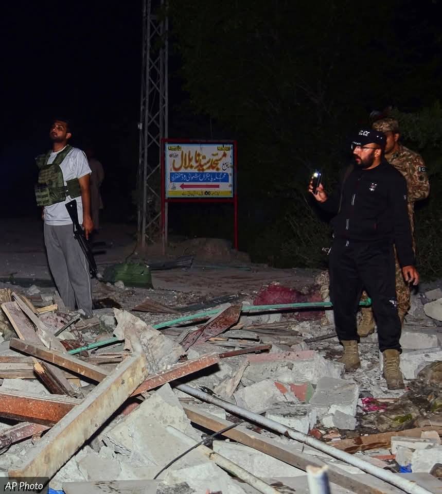 Live: भारत के तीन सेनानायक जिनकी देखरेख में चला आपरेशन सिंदूर 16 495099628 1128733269297938 8211161273526694564 n