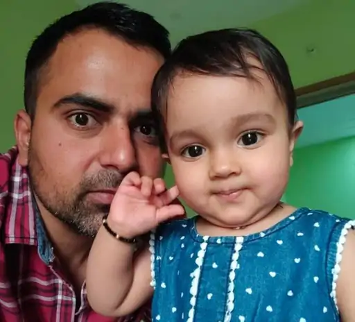 हरियाणा के शहीद मेजर आशीष को मरणोपरांत शौर्य चक्र, मां को गले लगाकर राष्ट्रपति ने दी सांत्वना 7 whatsapp image 2025 05 22 at 214151 1747931869