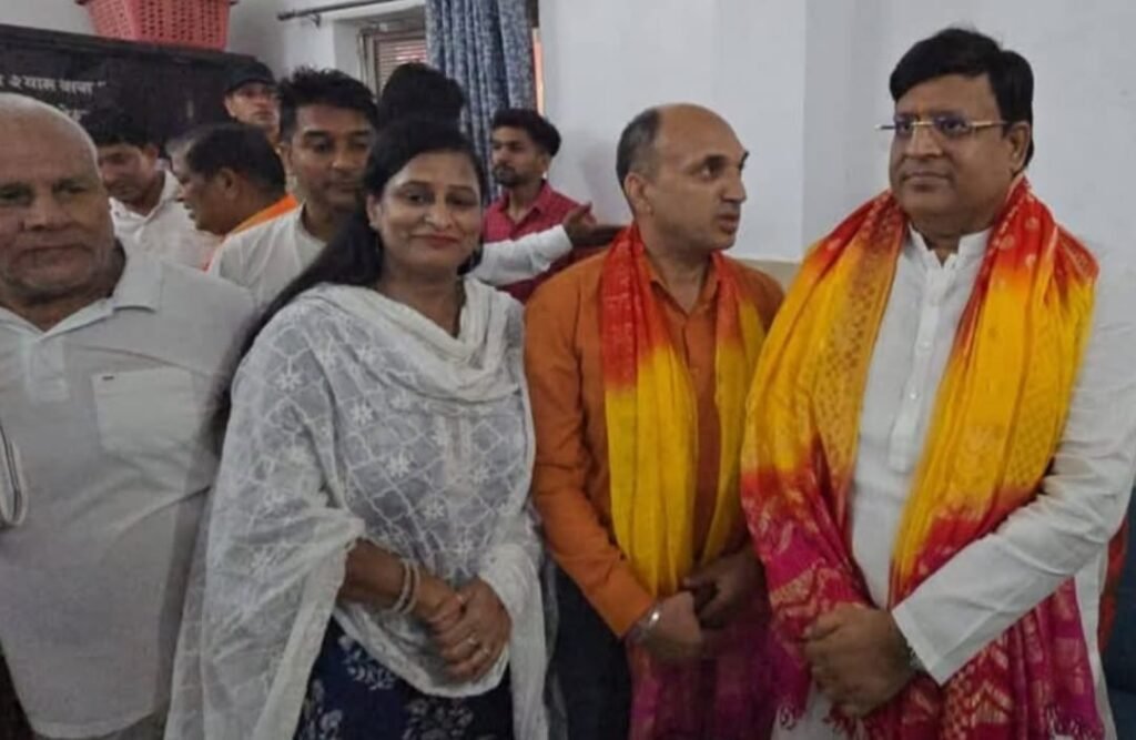 स्थानीय निकाय मंत्री विपुल गोयल ने चुलकाना धाम में मांगी मन्नत, समालखा के विकास पर दिए अहम बयान 4 WhatsApp Image 2025 07 29 at 16.21.50 2