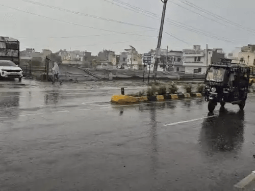 मौसम रहेगा साफ या बारिश, पढ़ें मौसम का बड़ा अपडेट 3 image 3