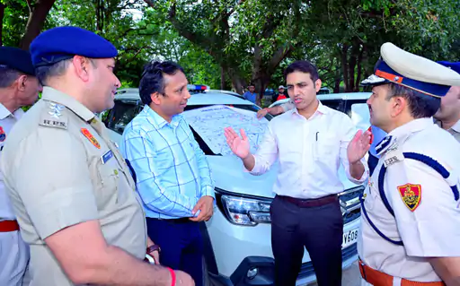 Live: हरियाणा CET का पहला दिन: 6.70 लाख ने दी परीक्षा, सुबह की शिफ्ट कठिन, शाम की आसान ! 2 महिलाओं की मौत 14 whatsapp image 2025 07 25 at 80316 pm 1753455031