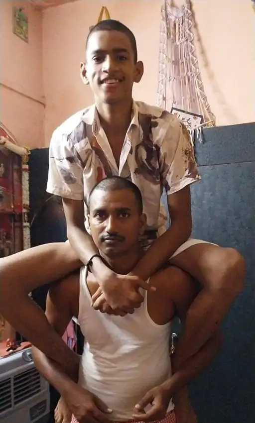 …मृत बेटे को सीपीआर देती रही मां, पर नहीं धड़क सका दिल का टुकड़ा 5 3 1753980660