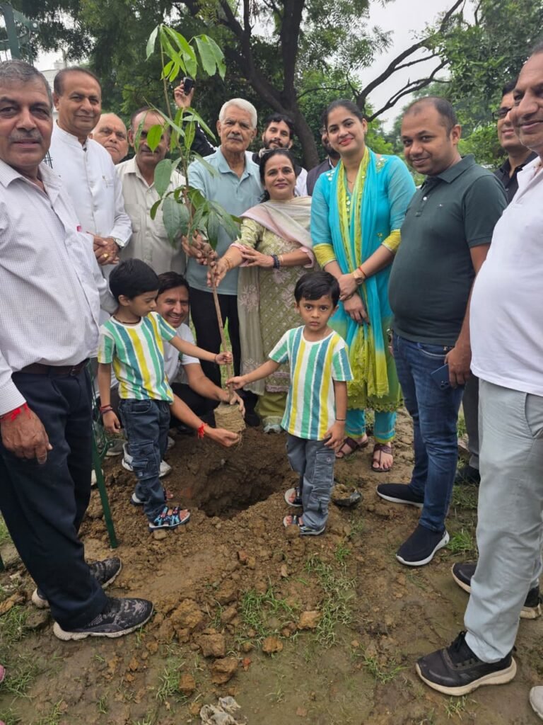 ग्रीन मिशन पानीपत: नई राह संस्था ने 25 नैनो जंगलों का निर्माण किया 7 WhatsApp Image 2025 08 17 at 20.26.01 2