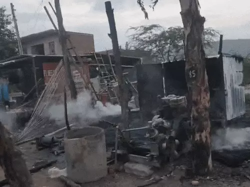 हरियाणा में हिंसा, पथराव, फूंके वाहन, दुकानें जली 6 ezgifcom optimize 2025 08 12t193943862 1755008238 1