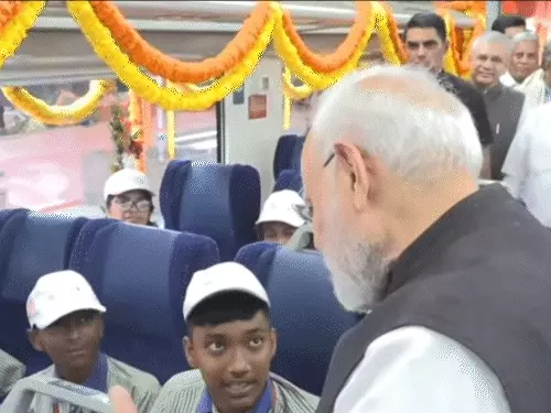 ट्रम्प को बिना नाम लिए जवाब, मोदी बोले- भारत जल्द होगा टॉप 3 अर्थव्यवस्था 7 gifs22 1754807099