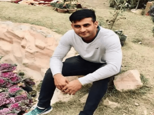 गांव में छुट्टी मनाने आया कोच, रातों-रात नहर में लापता, अभी तक कोई नामो निशान नहीं 2 image 152