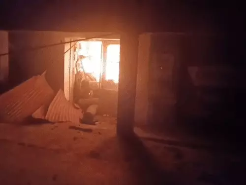 LPG टैंकर ब्लास्ट: 2 की मौत, 30 से ज्यादा झुलसे, कई घर-दुकानें जलीं, होशियारपुर-जालंधर हाईवे बंद 5 whatsappvideo2025 08 23at124017am1 ezgifcom resize 1755892869